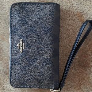Coach Medium Wallet